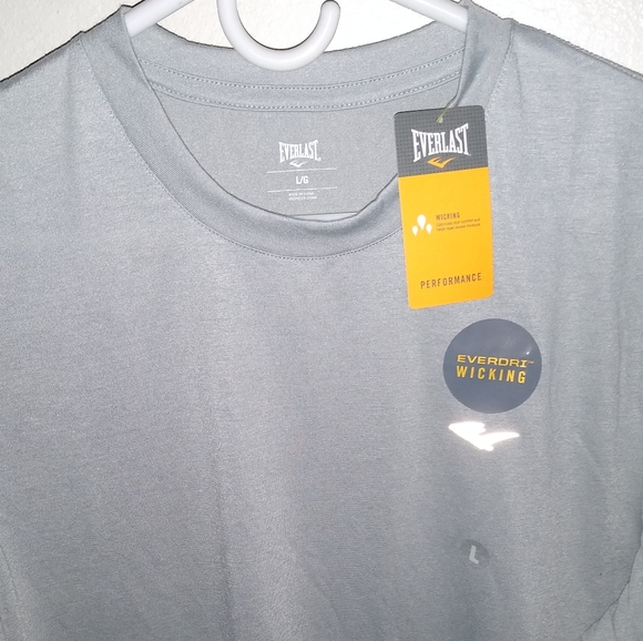 🎉1 Hr Sale🎉Everlast🌵NWT💕3 PK White/Gray Tees - Picture 9 of 10